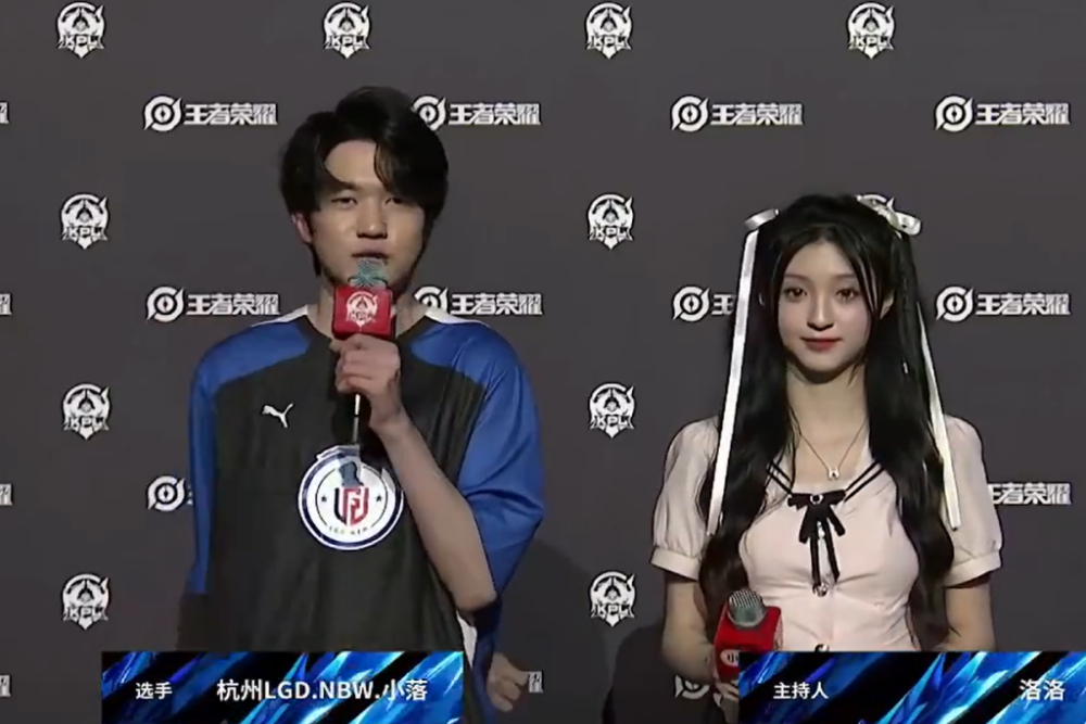 这种轻松状 这种轻松状