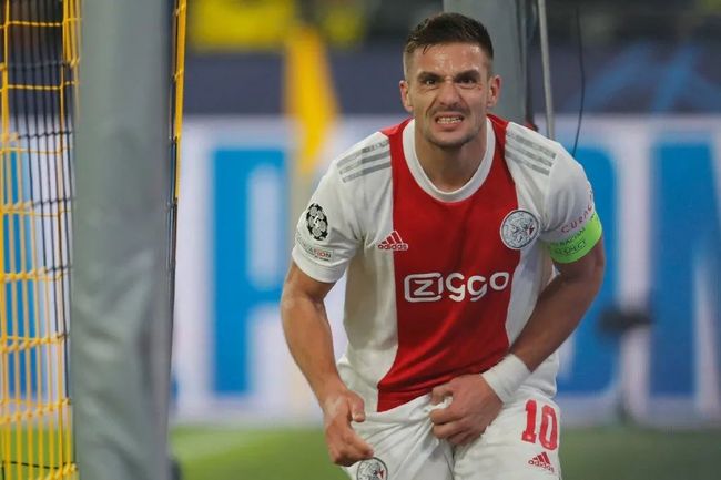 面对三后卫 面对三后卫