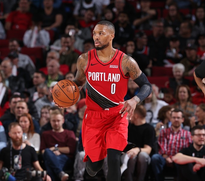 黄蜂被对手 黄蜂被对手